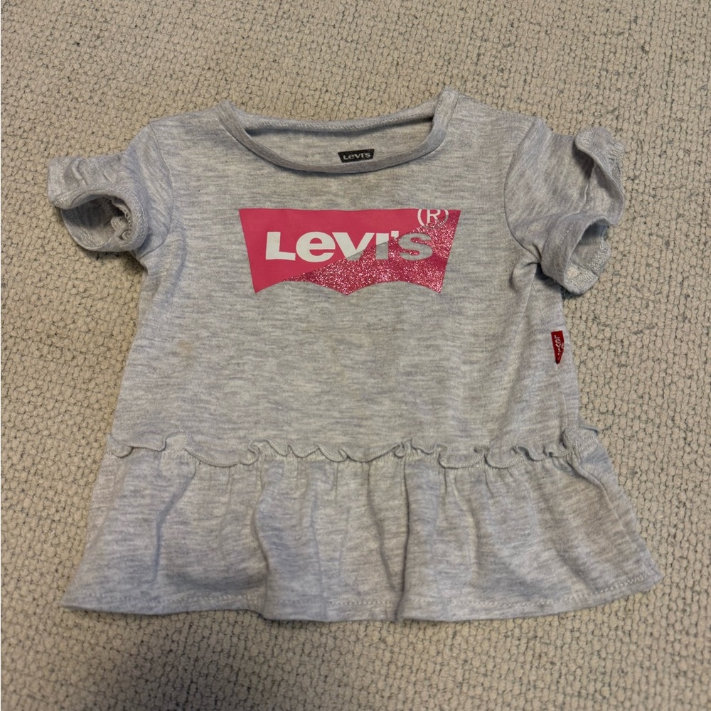 Levi's Gray and Pink Short Sleeve Tees Casual Comfort